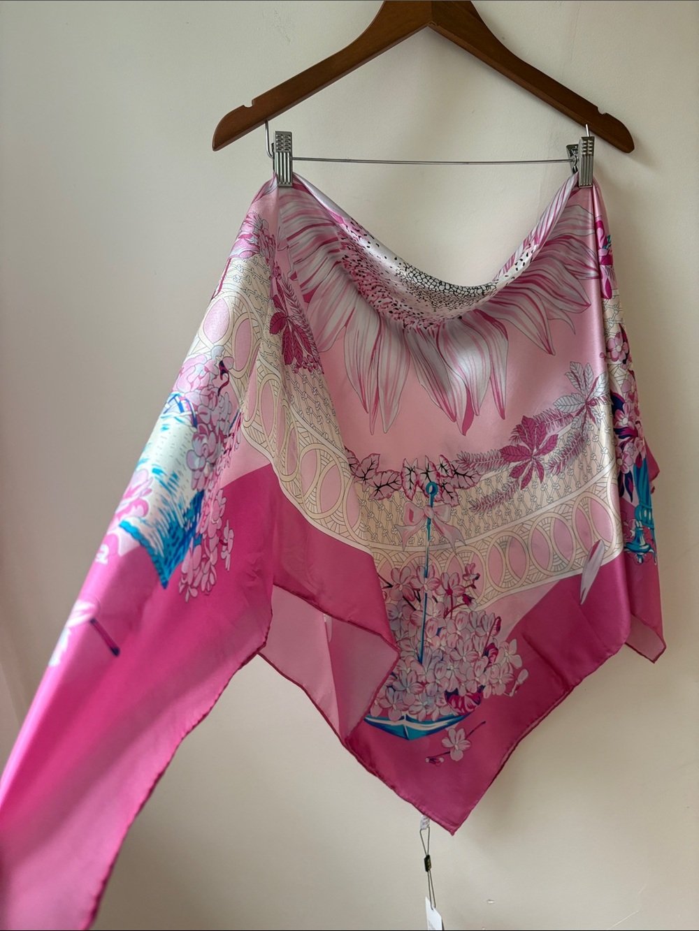 NWT Mulberry Sulk scarf 106cmx106xm - Picture 3 of 11